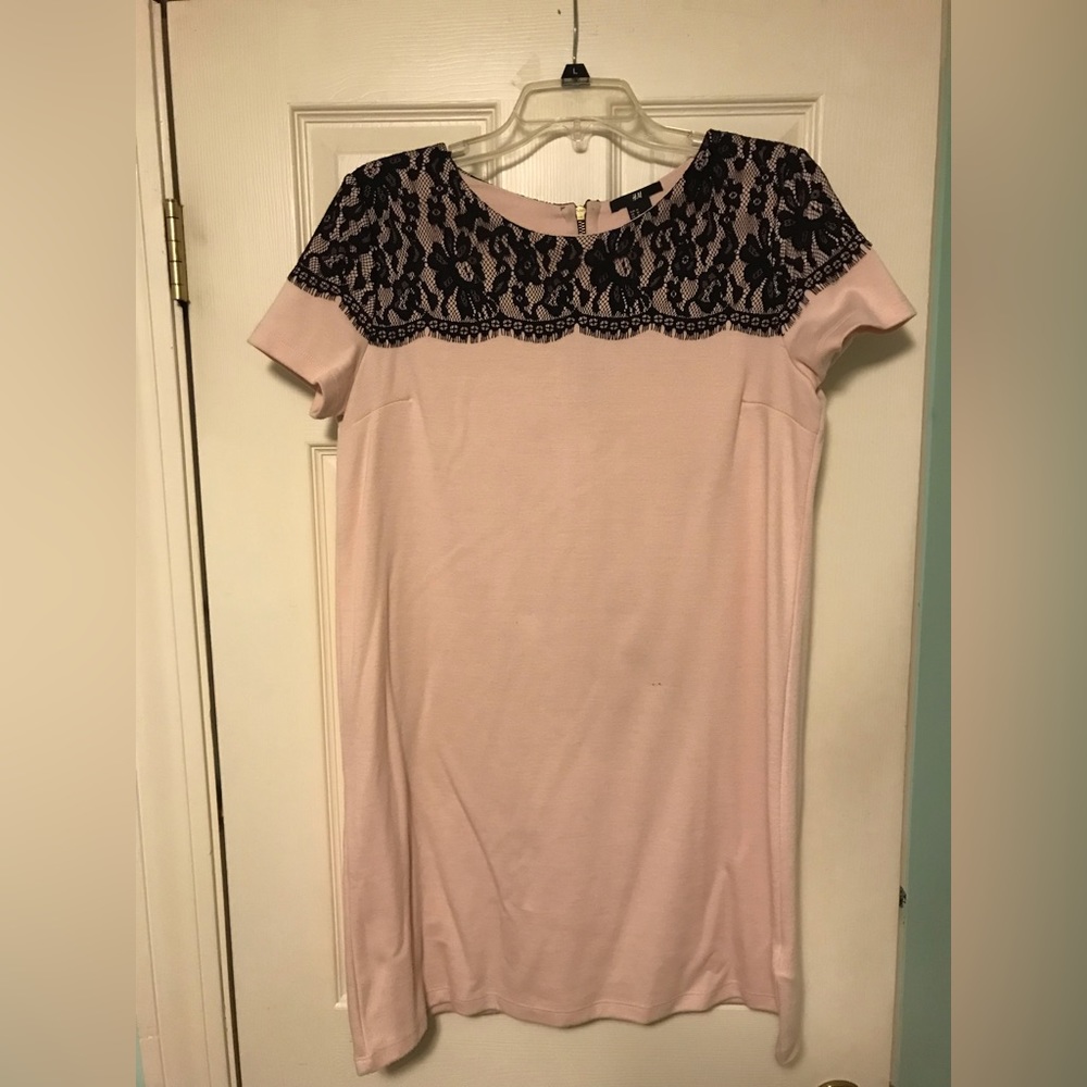 H&M Jersey Mini Shift Dress with Lace Detailing